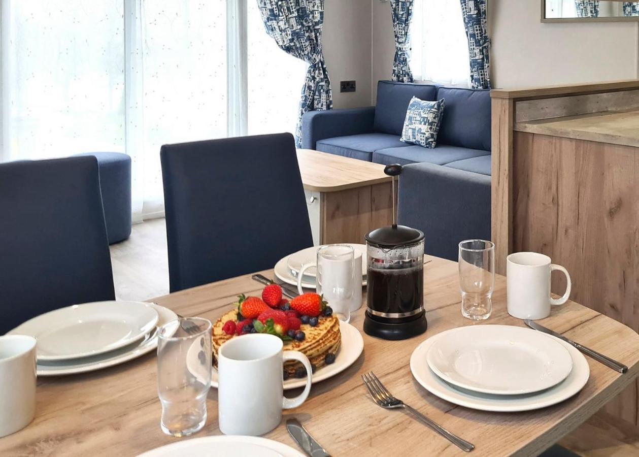 Hendra Park Hotel New Quay Екстериор снимка