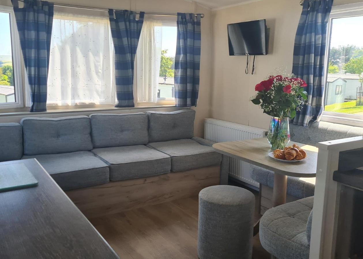 Hendra Park Hotel New Quay Екстериор снимка
